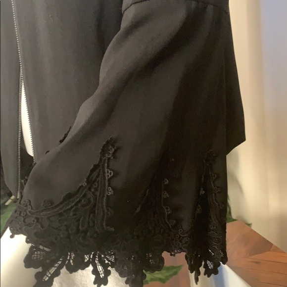 Mika Mendel Black Glenda Bell Sleeves w/Embroidery Accent Zip Front Jacket - Picture 1 of 11